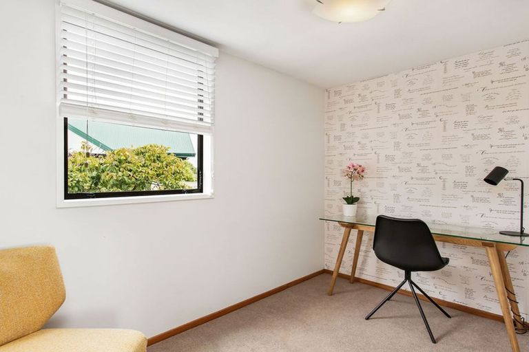 Photo of property in 5/125 Champion Street, Edgeware, Christchurch, 8013