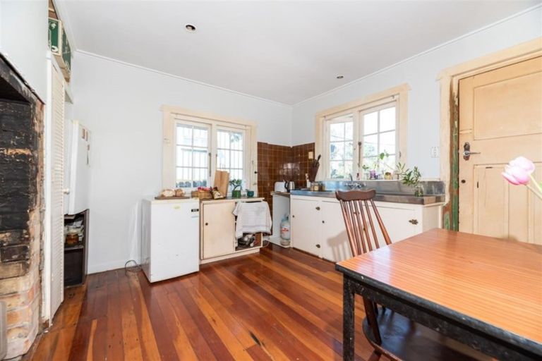 Photo of property in 119 Mcleod Road, Te Atatu South, Auckland, 0610