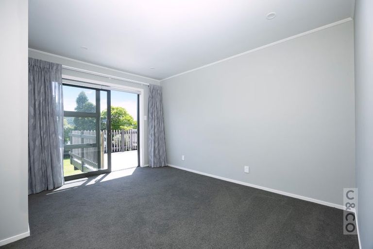 Photo of property in 19 Maude Street, Riverhead, 0820