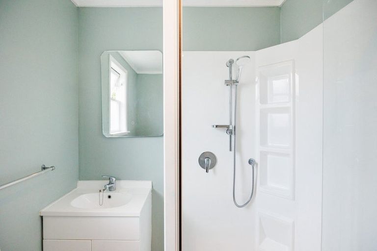 Photo of property in 16 Lancaster Street, Highbury, Palmerston North, 4412