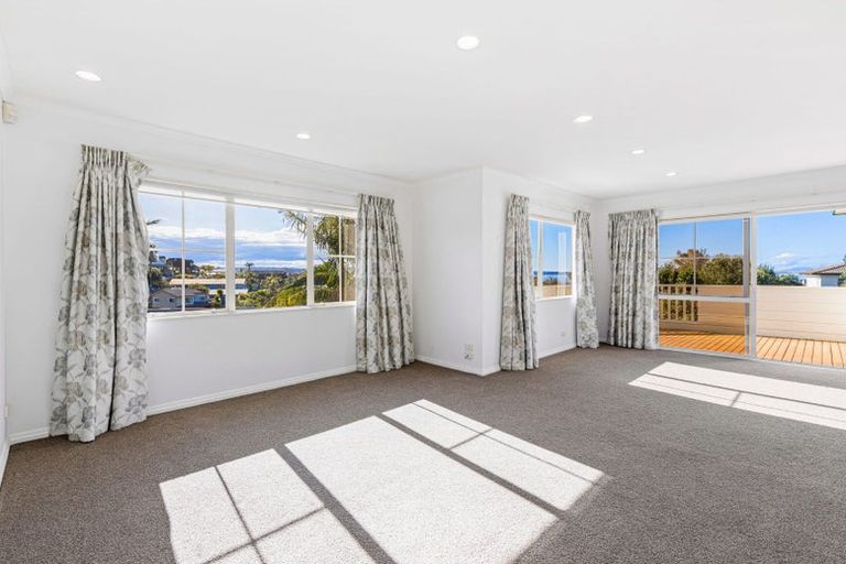 Photo of property in 19 Vista Motu, Red Beach, 0932