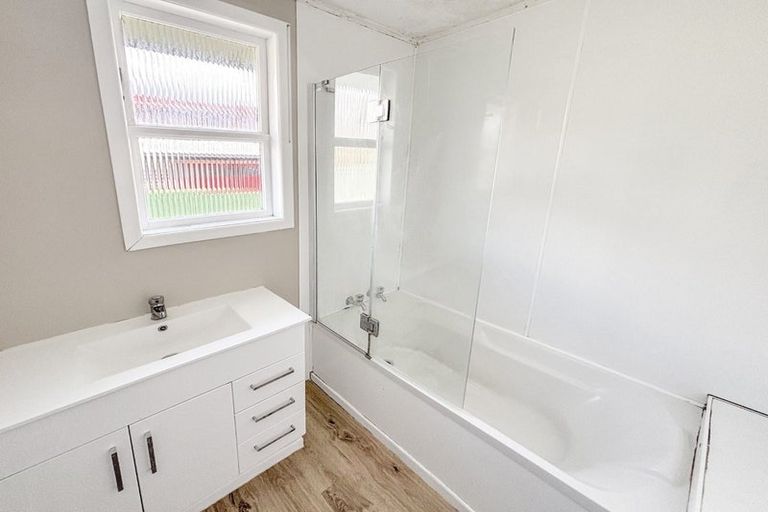 Photo of property in 98 Arawa Crescent, Tokoroa, 3420