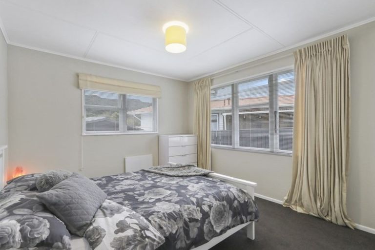 Photo of property in 3 Manurewa Grove, Wainuiomata, Lower Hutt, 5014