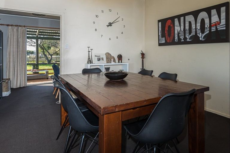 Photo of property in 60 Svenson Road, Waipukurau, 4200