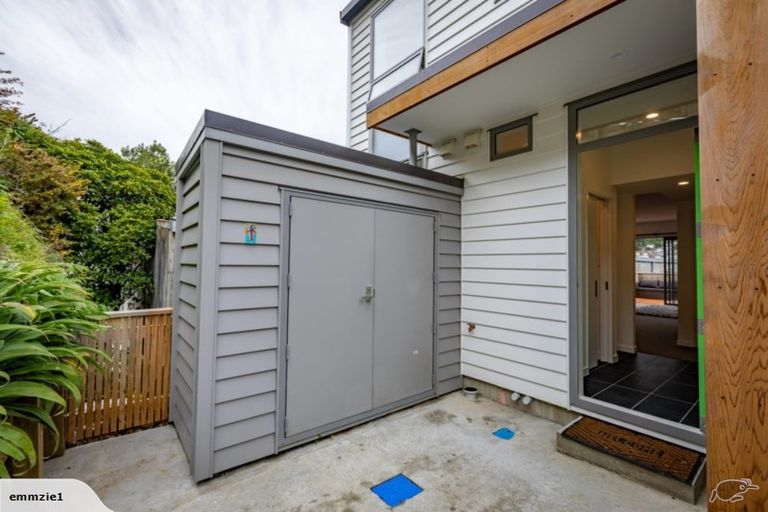 Photo of property in 7u1 Handyside Street, Tawa, Wellington, 5028