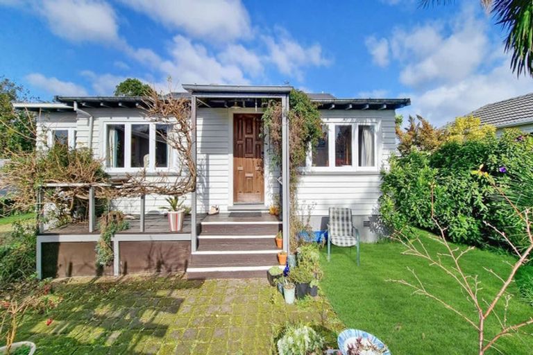 Photo of property in 15 Holland Street, Glenholme, Rotorua, 3010