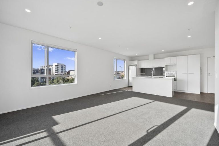 Photo of property in 201/160a Hobsonville Point Road, Hobsonville, Auckland, 0616