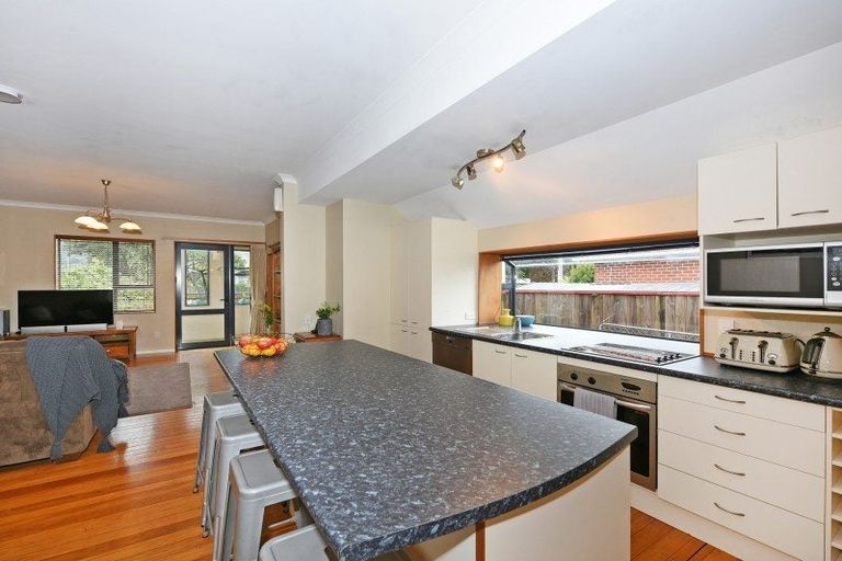 Photo of property in 54 Athlone Crescent, Avalon, Lower Hutt, 5011