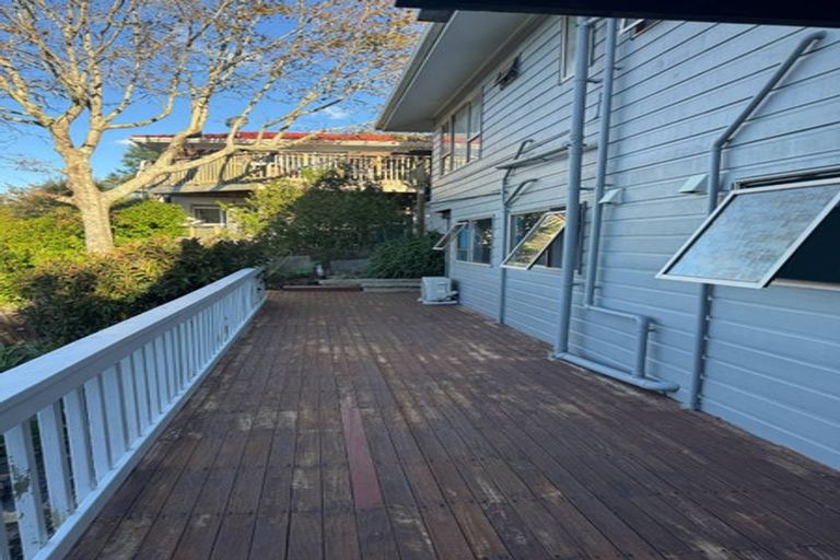 Photo of property in 45 Agincourt Street, Glenfield, Auckland, 0629