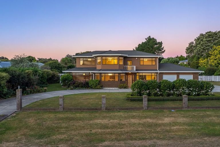 Photo of property in 28 Gordon Place, Levin, 5510