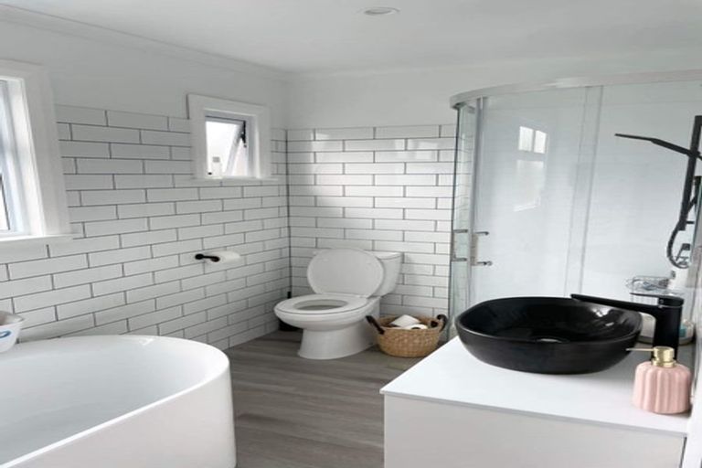 Photo of property in 29 Pukeko Place, Westshore, Napier, 4110