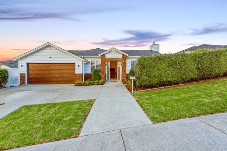 Photo of property in 12 Dinning Road, Riverhead, 0820