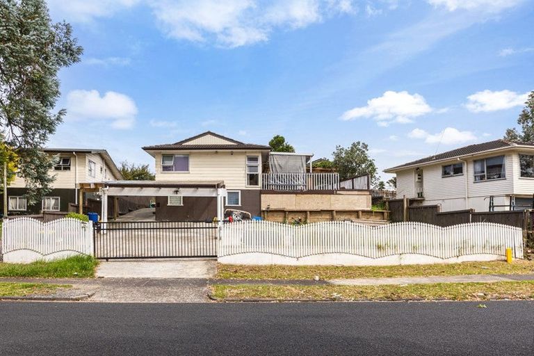 Photo of property in 16 Mckinstry Avenue, Mangere East, Auckland, 2024