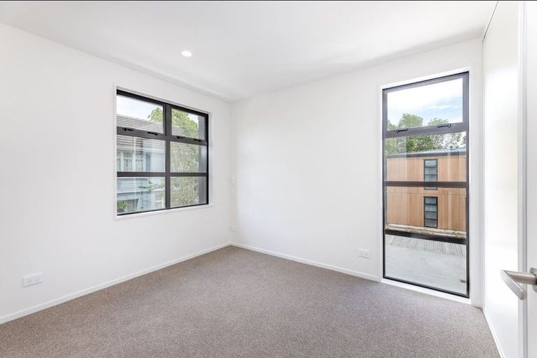 Photo of property in 2/91 Springfield Road, St Albans, Christchurch, 8014
