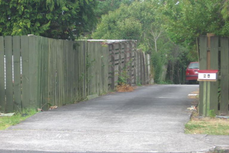 Photo of property in 5 Totaravale Drive, Totara Vale, Auckland, 0629