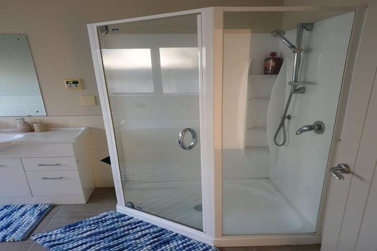 Photo of property in 10 Consort Close, Paraparaumu Beach, Paraparaumu, 5032