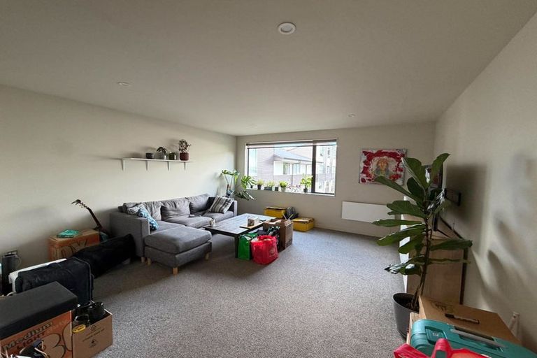 Photo of property in 18/8 Thatcher Crescent, Crofton Downs, Wellington, 6035
