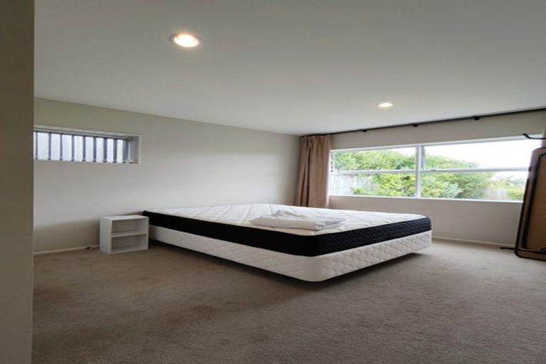 Photo of property in 90 Oakway Drive, Schnapper Rock, Auckland, 0632