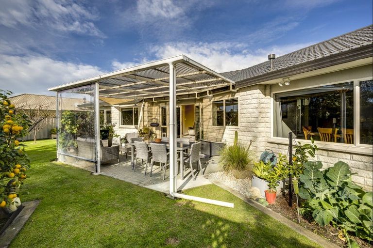 Photo of property in 5 Flemington Place, Taradale, Napier, 4112