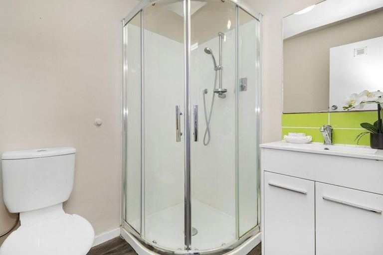 Photo of property in 1a Woodstock Terrace, Tawa, Wellington, 5028