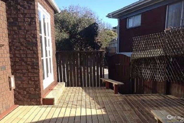 Photo of property in 36 Rotoiti Avenue, Pakuranga Heights, Auckland, 2010