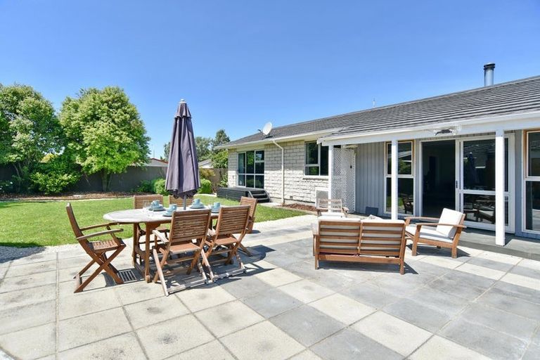 Photo of property in 10 Martyn Street, Rangiora, 7400