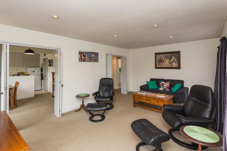 Photo of property in 90 Proctor Street, Papanui, Christchurch, 8053