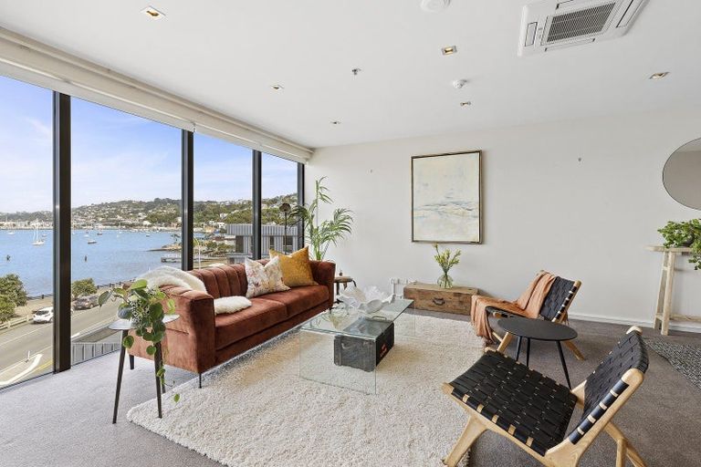 Photo of property in Patent 326 Apartments, 407s/326 Evans Bay Parade, Hataitai, Wellington, 6021