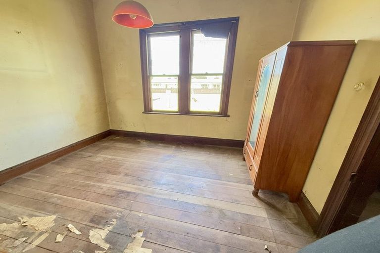 Photo of property in 1 Mckenna Street, Masterton, 5810