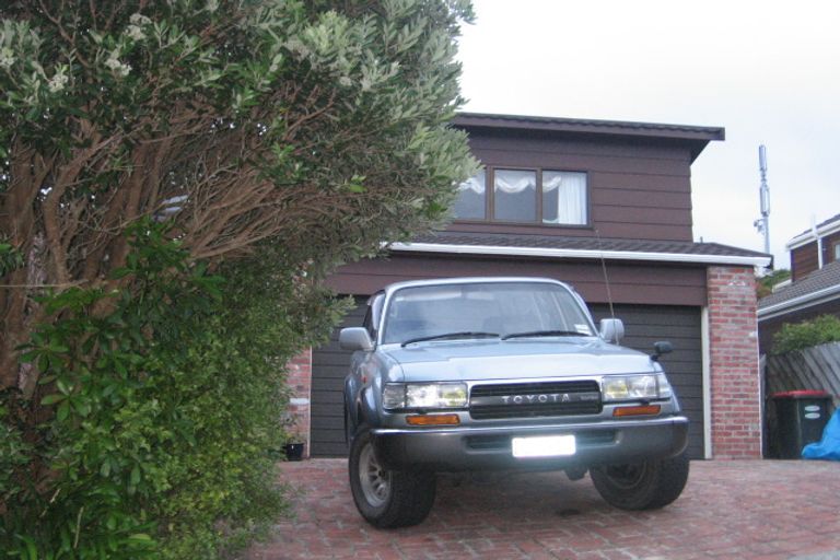 Photo of property in 10 Tedder Way, Karori, Wellington, 6012