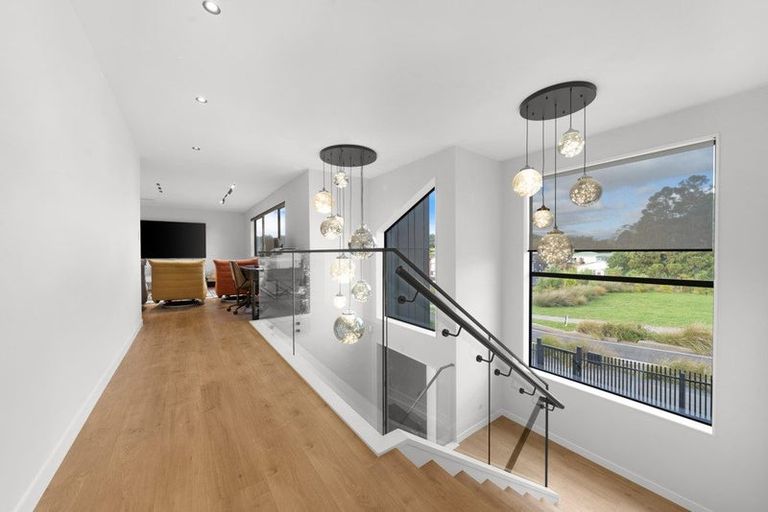Photo of property in 6 Wheki Place, Swanson, Auckland, 0614