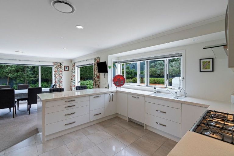 Photo of property in 11 Byron Brown Place, Otaki Beach, Otaki, 5512