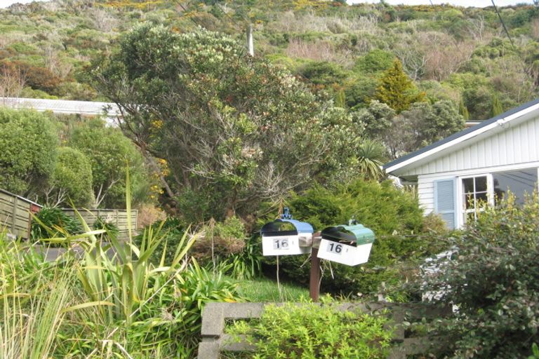 Photo of property in 14 Voltaire Street, Karori, Wellington, 6012