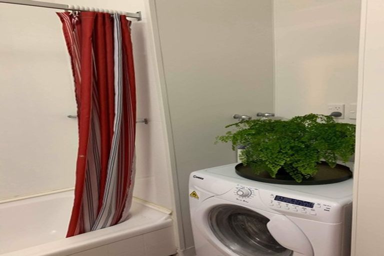 Photo of property in Hobson Court Flats, 11/70u Hobson Street, Thorndon, Wellington, 6011