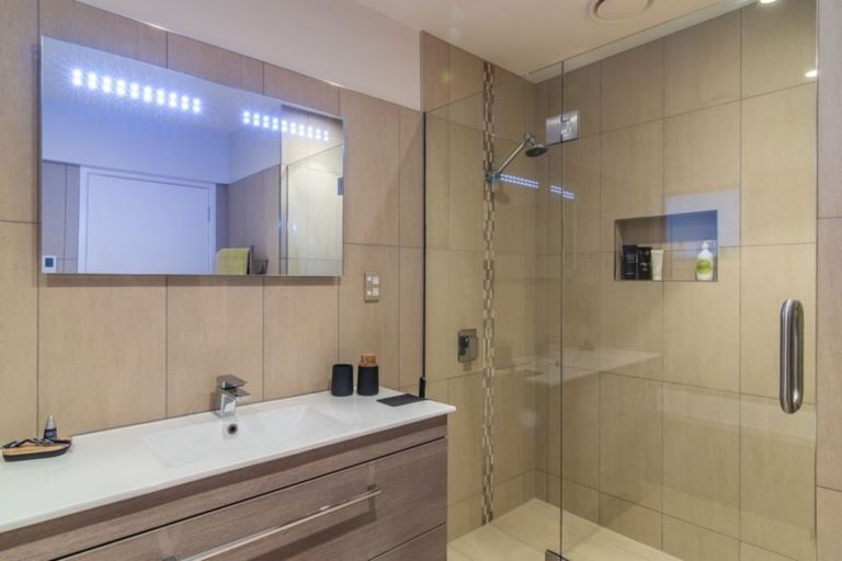 Photo of property in 93 Marine Parade, Paraparaumu Beach, Paraparaumu, 5032