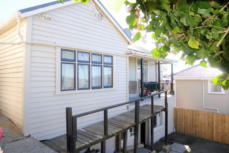 Photo of property in 7 Haddon Street, Mangere East, Auckland, 2024