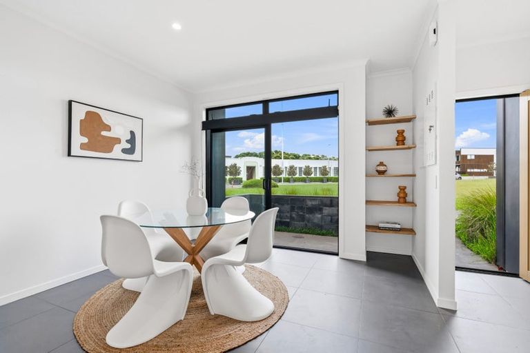 Photo of property in 10 Alexander Willis Crescent, Hobsonville, Auckland, 0616