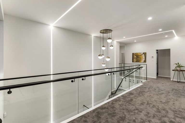 Photo of property in 8 Kumukumu Road, Long Bay, Auckland, 0630