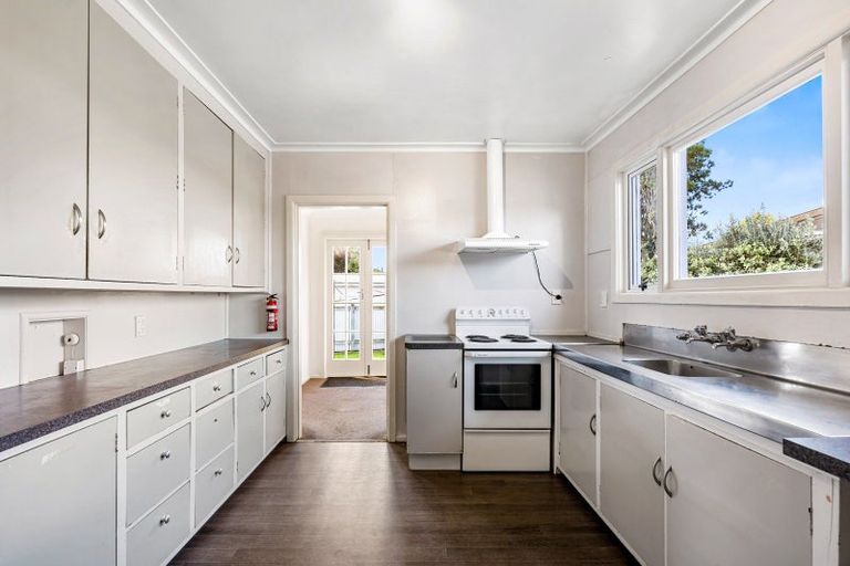 Photo of property in 1011 Duke Street, Mahora, Hastings, 4120