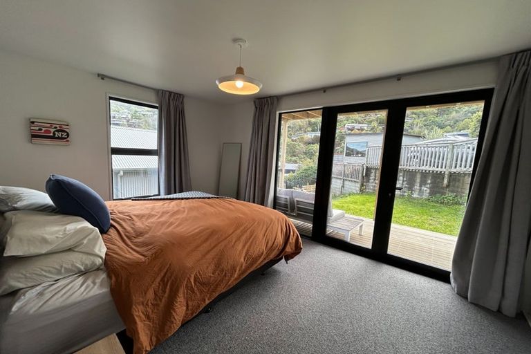 Photo of property in 17b Cornwall Road, Lyttelton, 8082