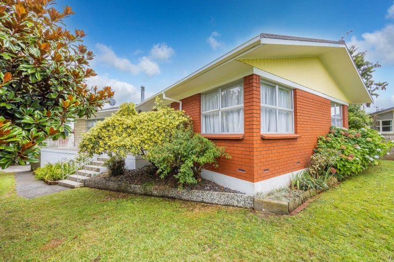 Photo of property in 8 Pelorus Street, Glenview, Hamilton, 3206
