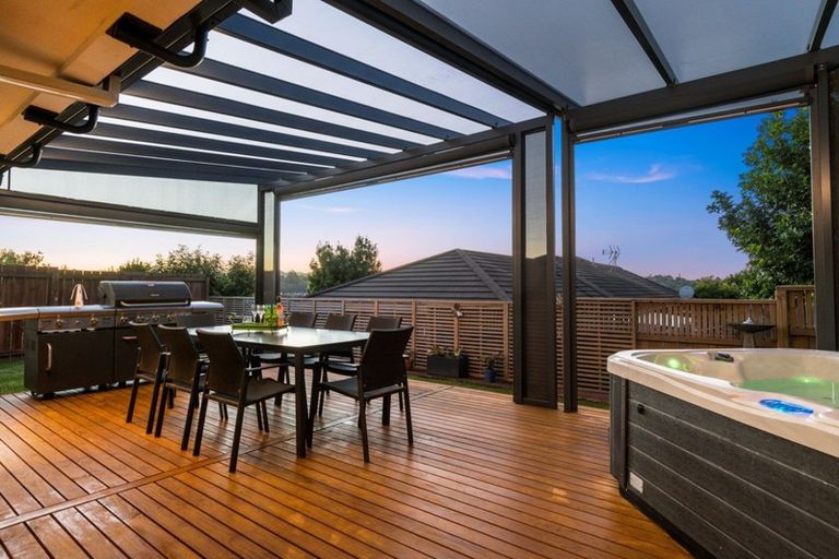 Photo of property in 5 Rexford Heights, Pyes Pa, Tauranga, 3112