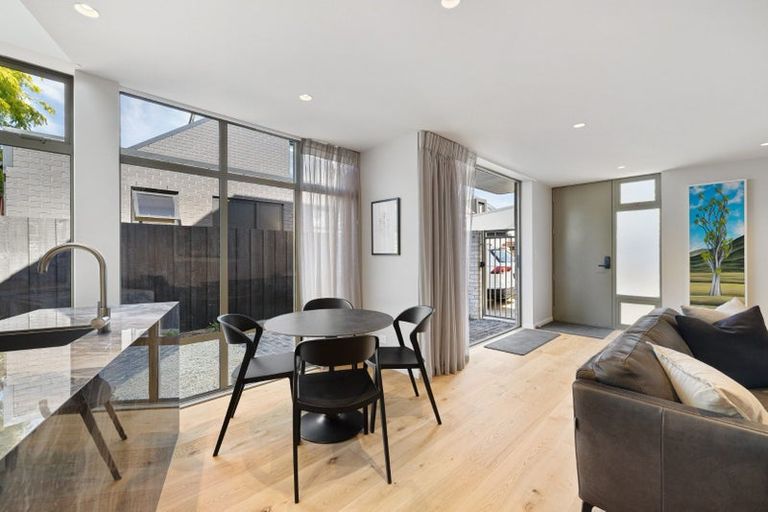 Photo of property in 29b Tonbridge Street, Merivale, Christchurch, 8014