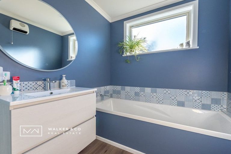 Photo of property in 6 Paton Street, Maymorn, Upper Hutt, 5018