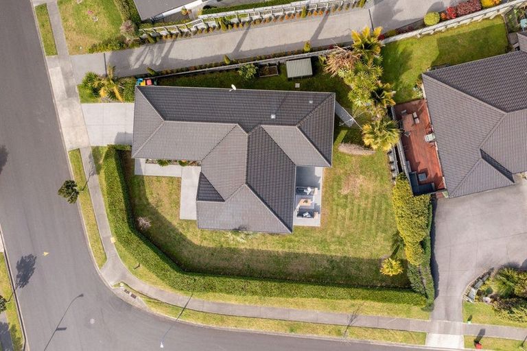 Photo of property in 39 Ballintoy Park Drive, Welcome Bay, Tauranga, 3175
