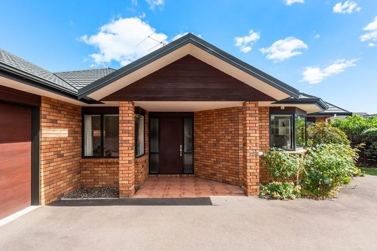 Photo of property in 84 Kapanui Road, Waikanae, 5036