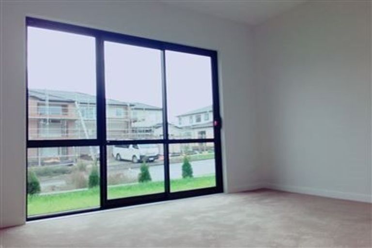 Photo of property in 36 Hikuawa Road, Flat Bush, Auckland, 2019
