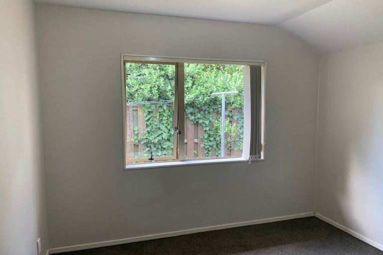 Photo of property in 10 Gibbs Road, Manurewa, Auckland, 2102