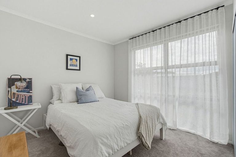 Photo of property in 30 Tyler Davies Drive, Red Beach, 0932