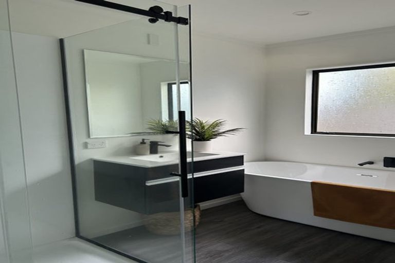 Photo of property in 23 Hurley Road, Paraparaumu Beach, Paraparaumu, 5032